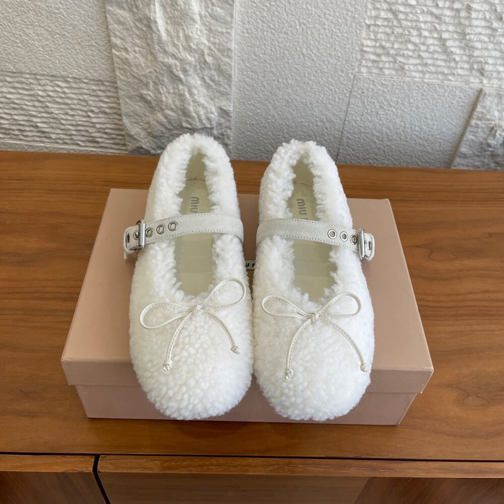 M1um1u Shearling ballerinas