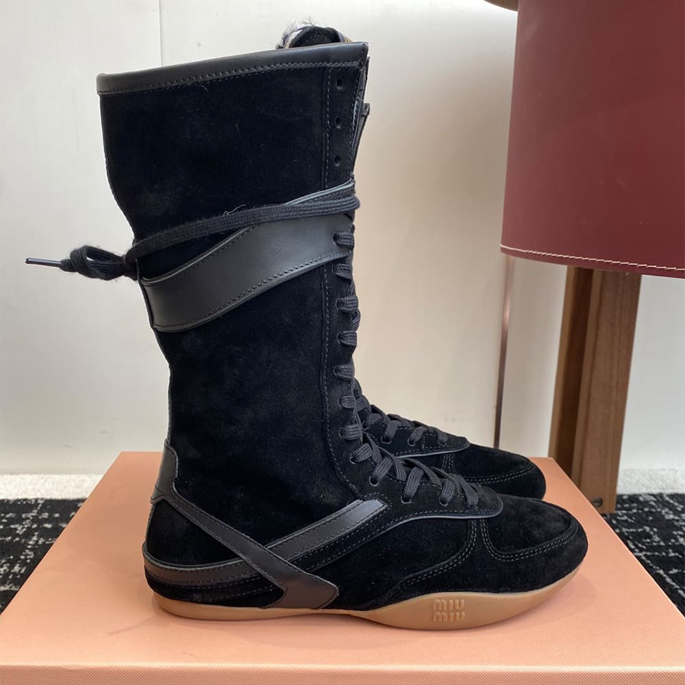 M1um1u boots
