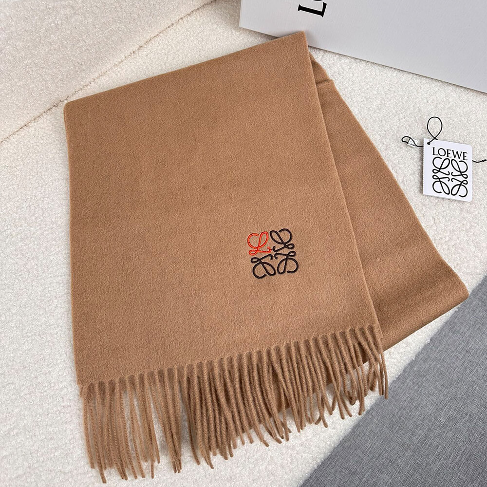 L0ew* Scarf