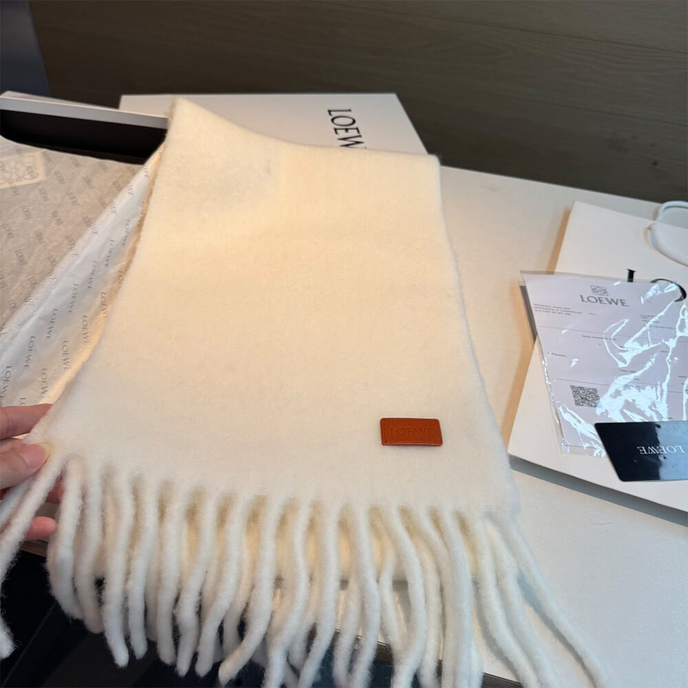 L0ew* Scarf in mohair and wool blend