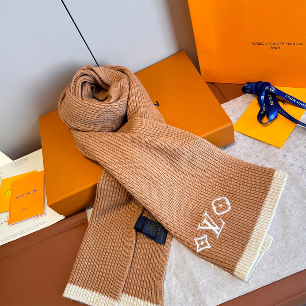 LV Headline Scarf