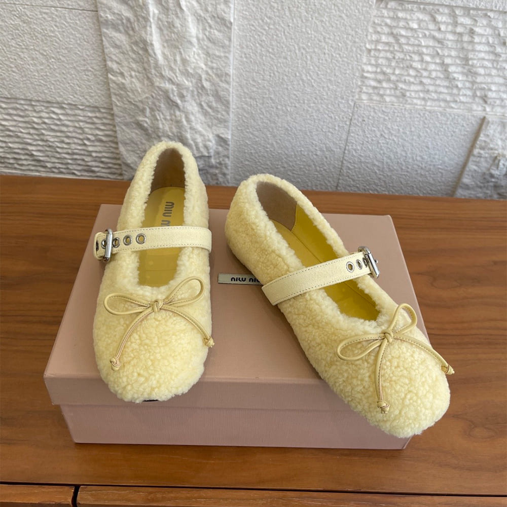 M1um1u Shearling ballerinas