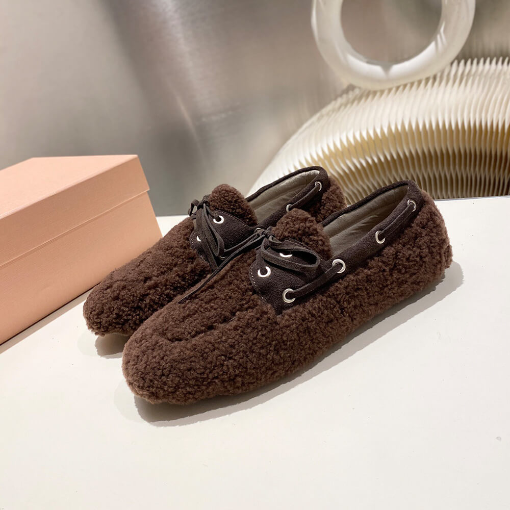 M1um1u Shearing loafers