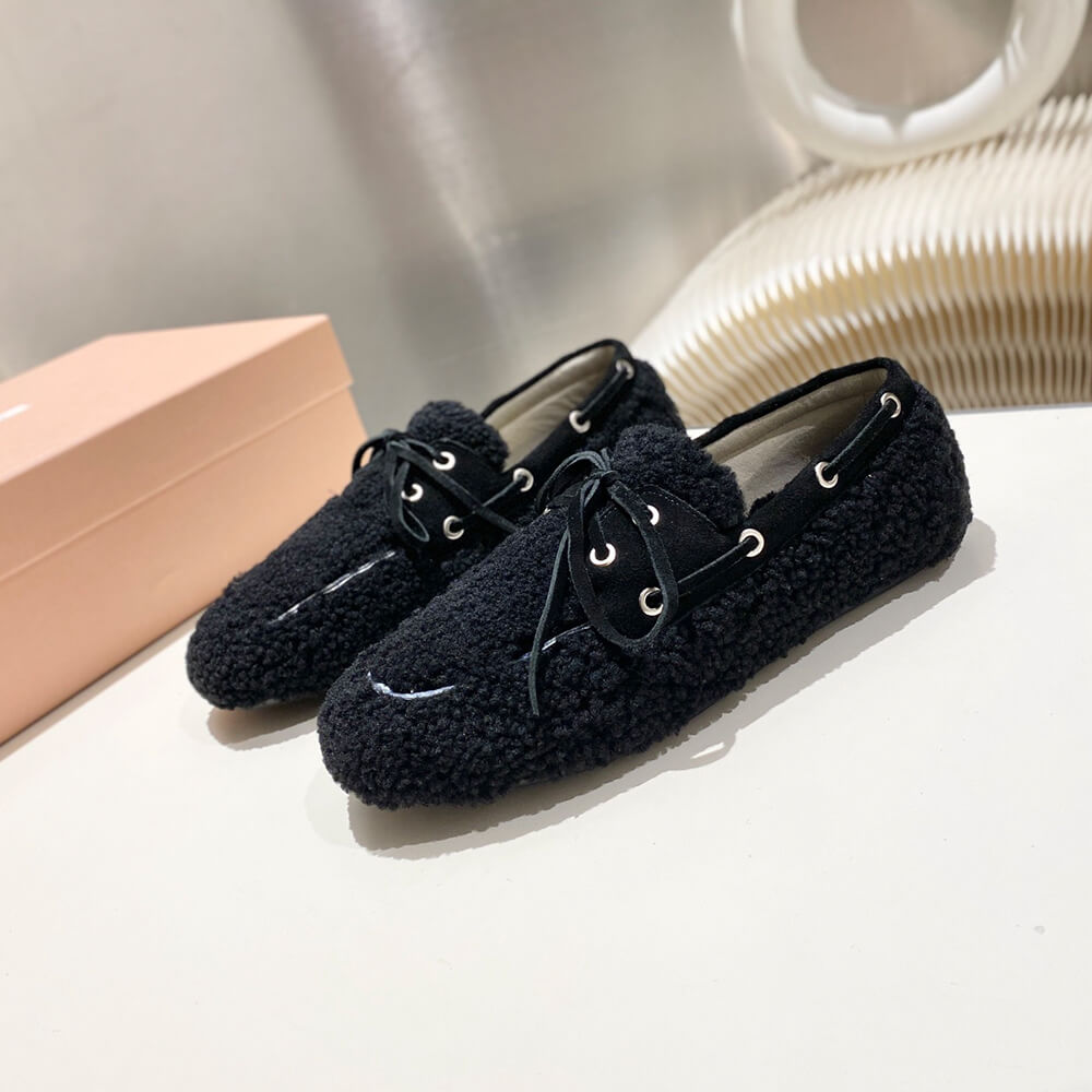 M1um1u Shearing loafers
