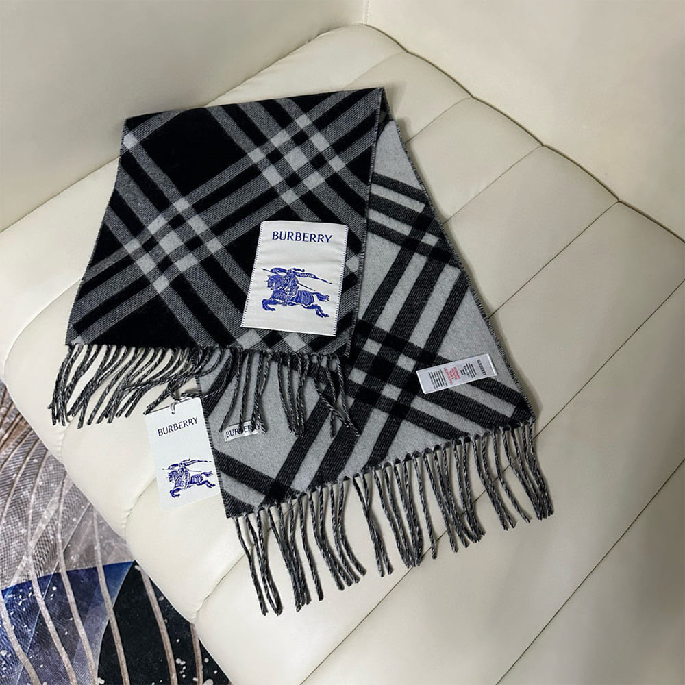 Bv*b*rry Check Cashmere Scarf