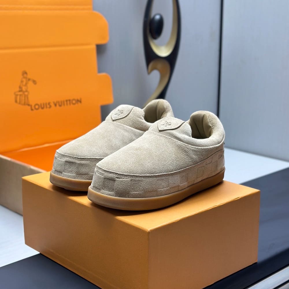 LV Yeti Slip On