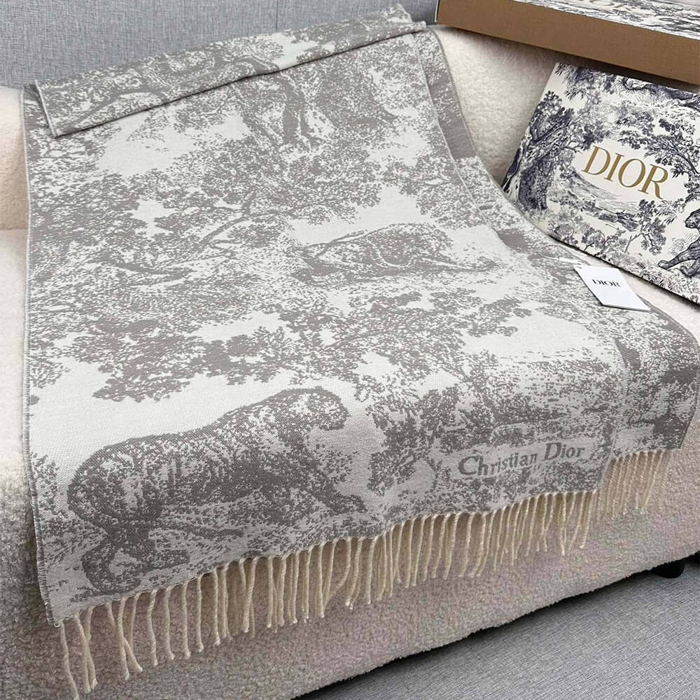 D10r Toile de Jouy Sauvage Scarf