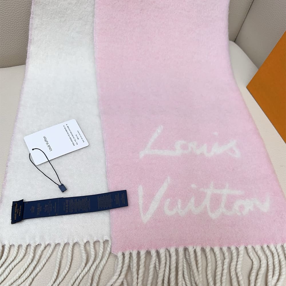 LV Fluffygram Scarf