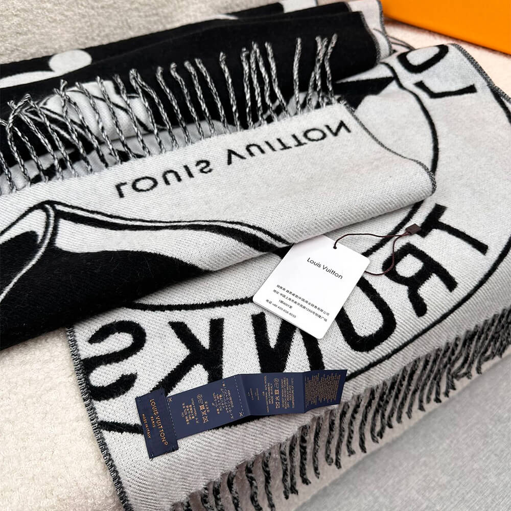 LV Lock And Keys Scarf
