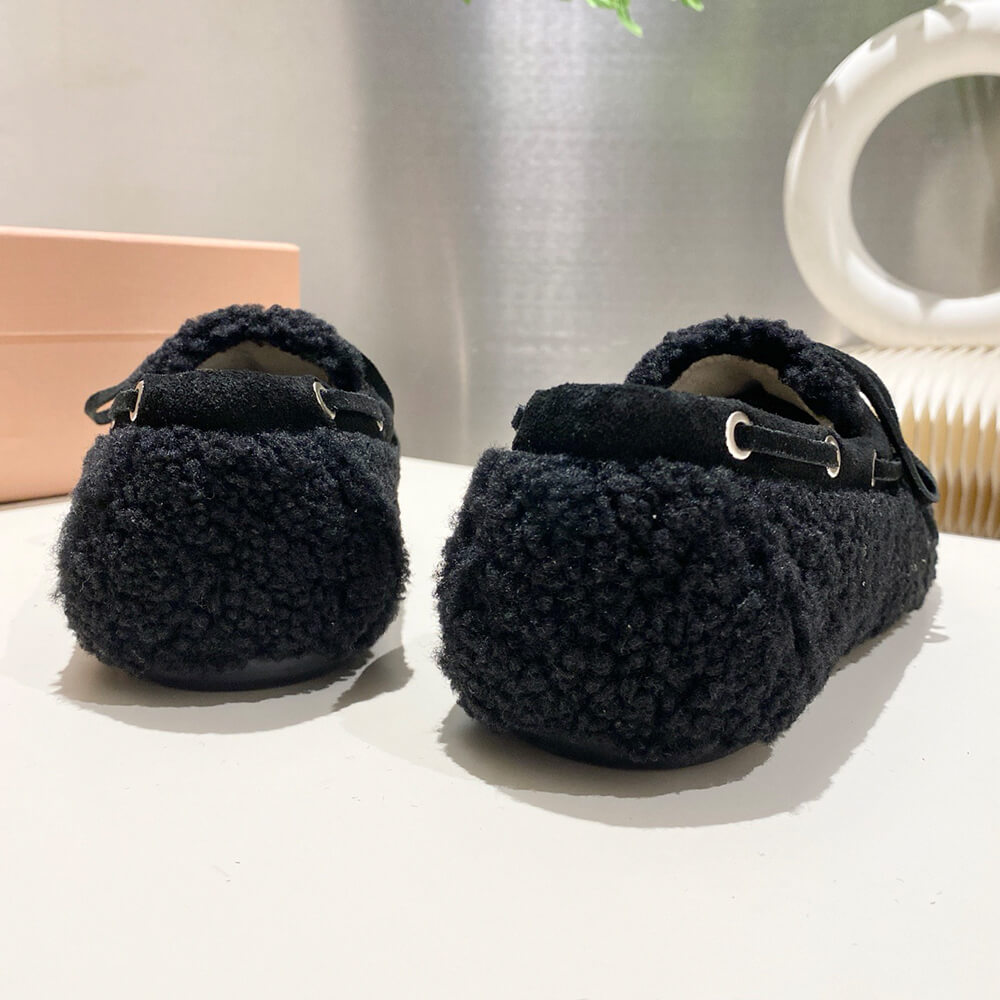 M1um1u Shearing loafers