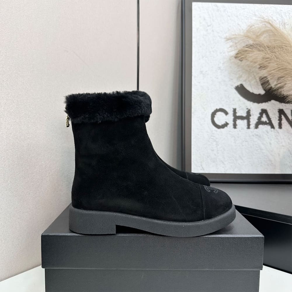 Ch**el Boot