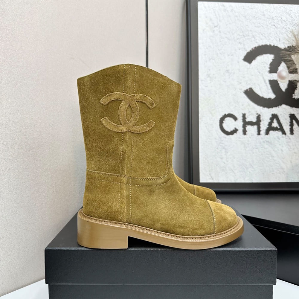 Ch**el Boots