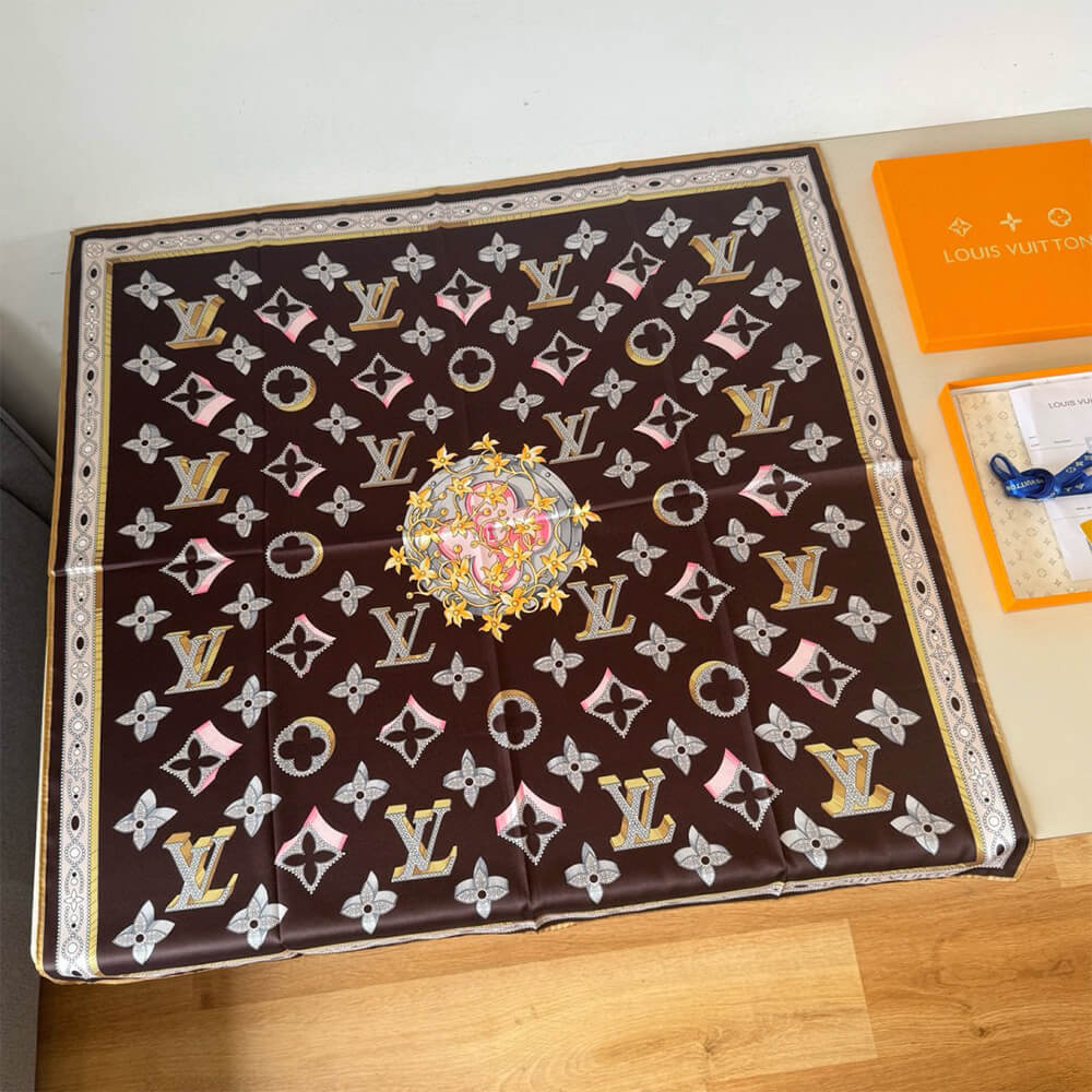 LV Monogram LV Locks Square 90