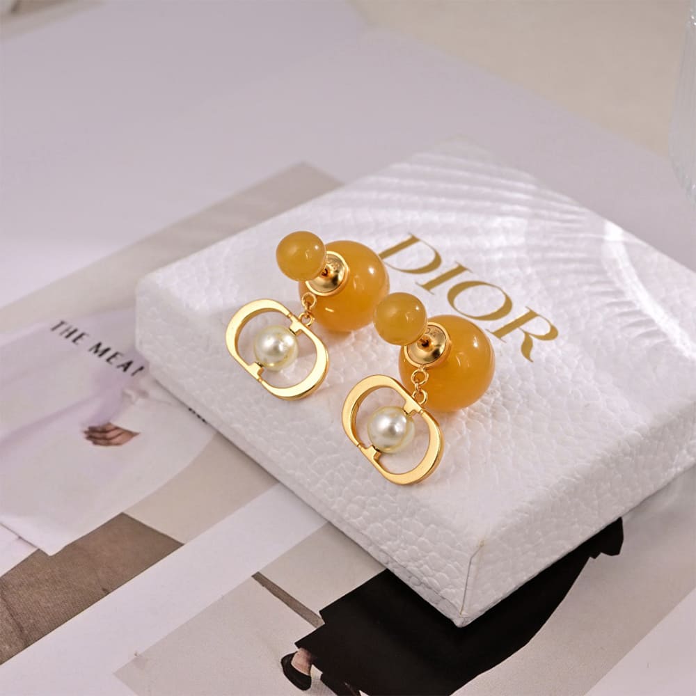 D10r Earrings
