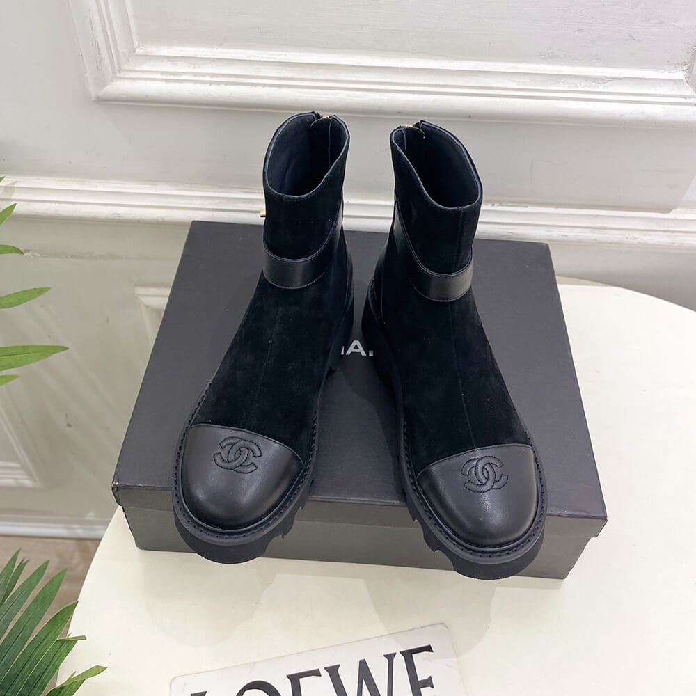 Ch**el Boots