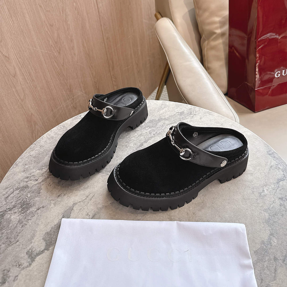 Gvc*1 Women’s mule with Horsebit