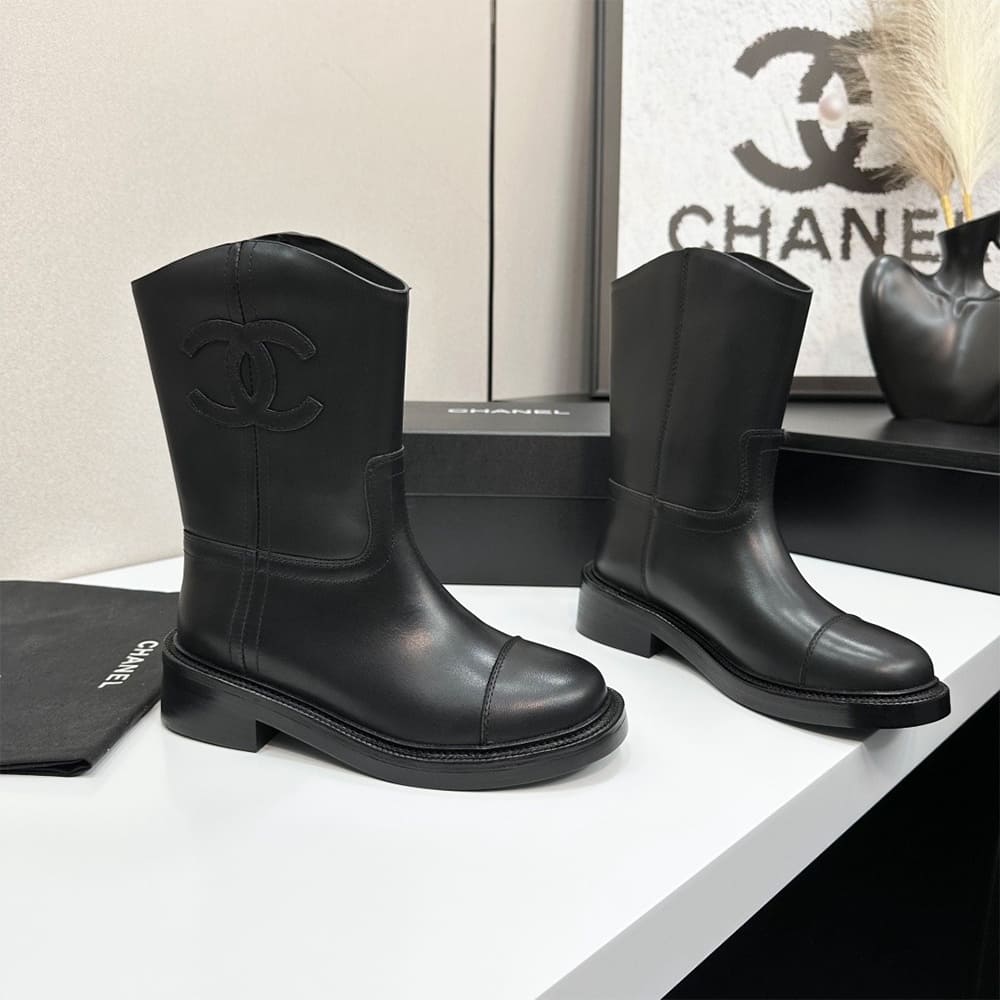 Ch**el Boots