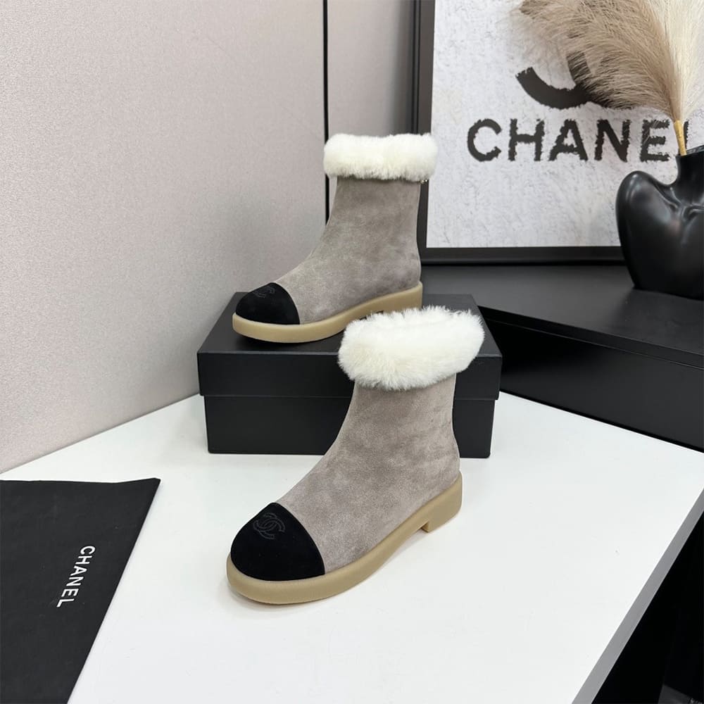 Ch**el Boots