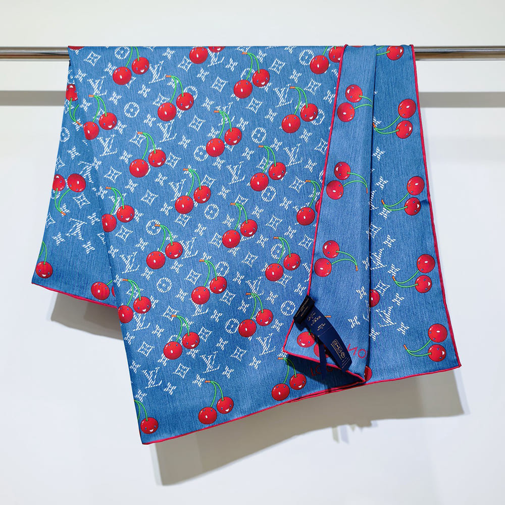 lv x tm De*1m cerise square 90