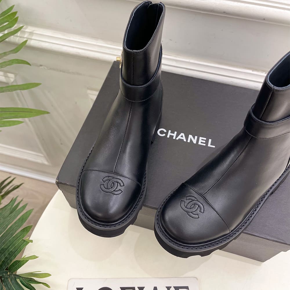 Ch**el Boots