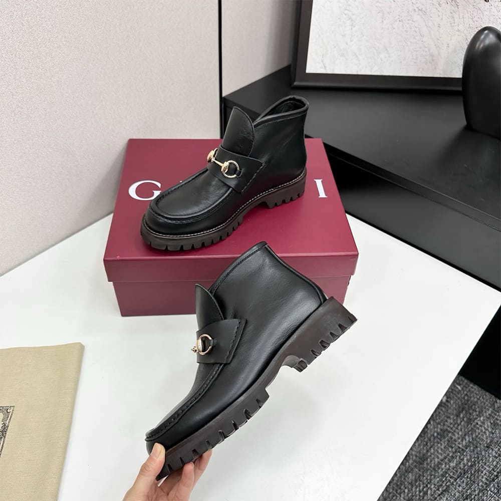 Gvc*1 Women’s Horsebit ankle boot