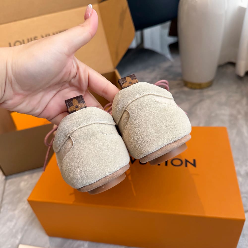 LV Sneakerina