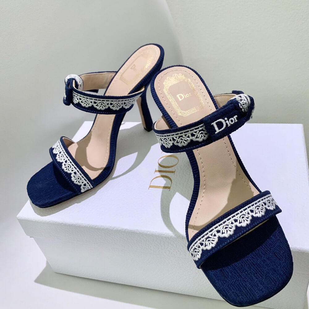 D10r heeled sandal