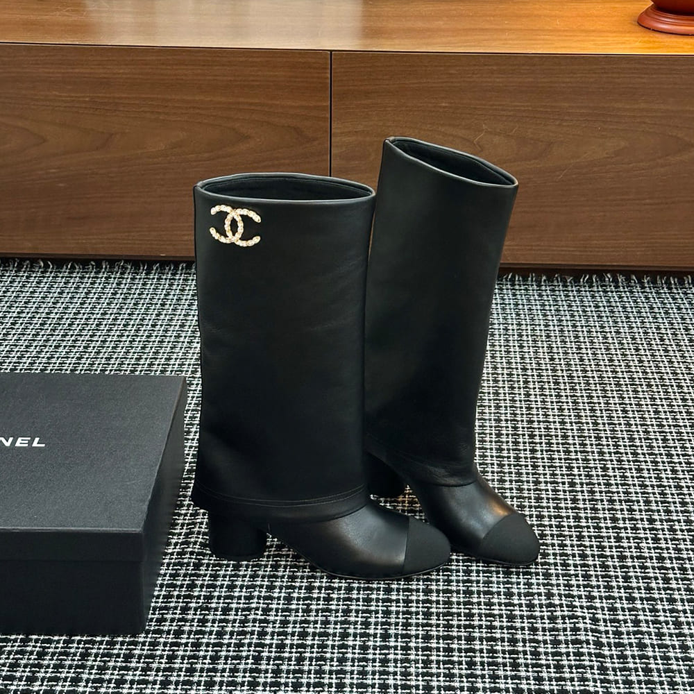 Ch**el Boots