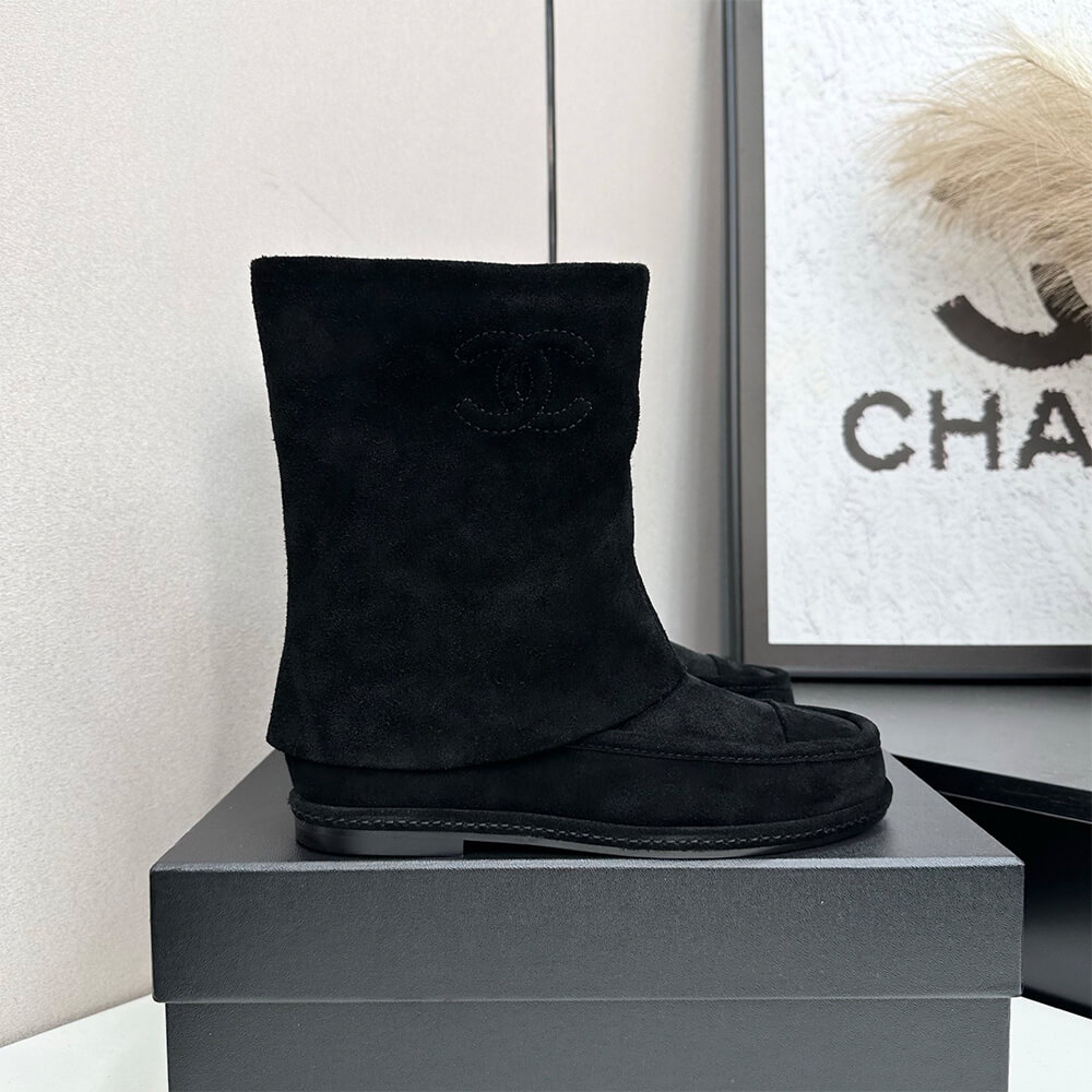 Ch**el Boots