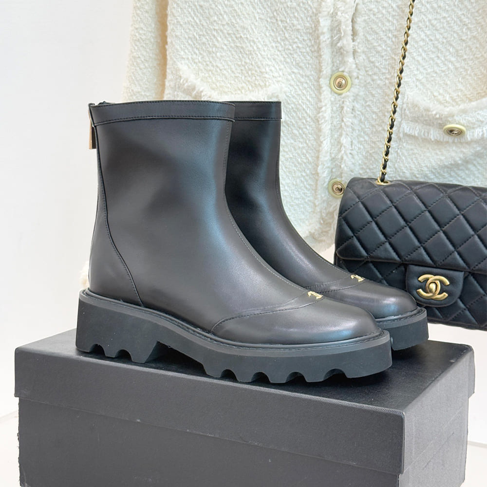 Ch**el Boots