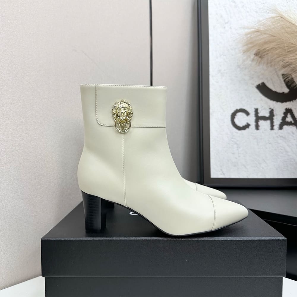 Ch**el Boots