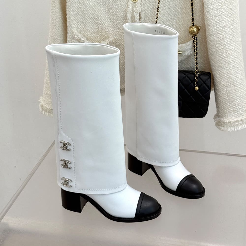 Ch**el Boots