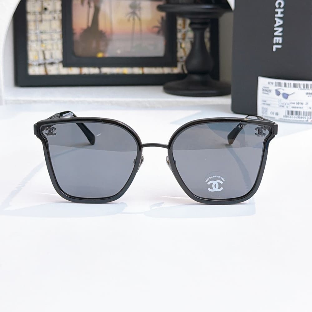 Ch**el SUNGLASSES