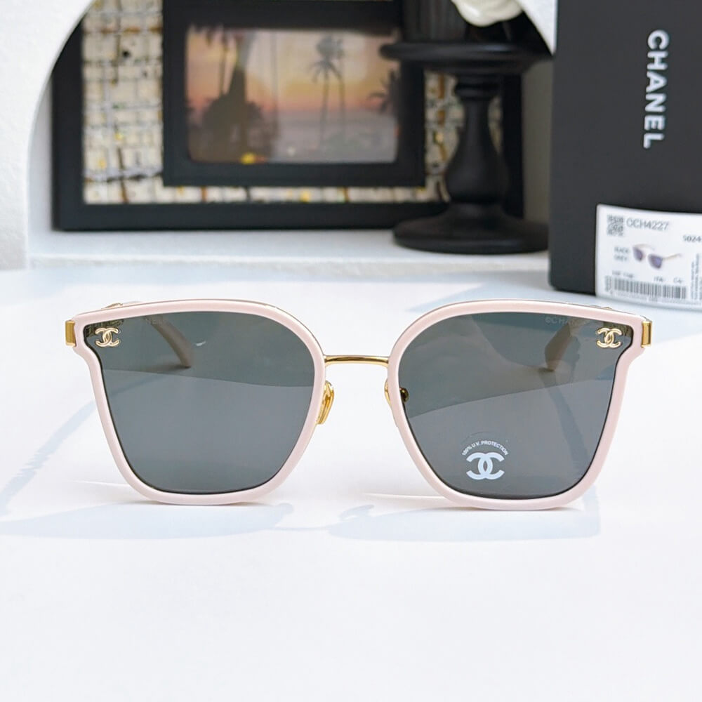 Ch**el SUNGLASSES
