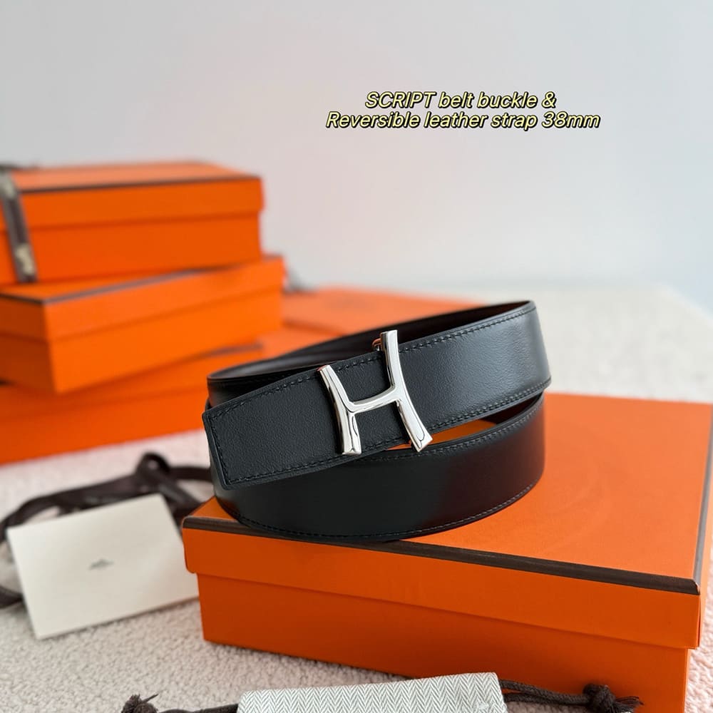 H**me5 Script belt buckle & Reversible leather strap 38 mm