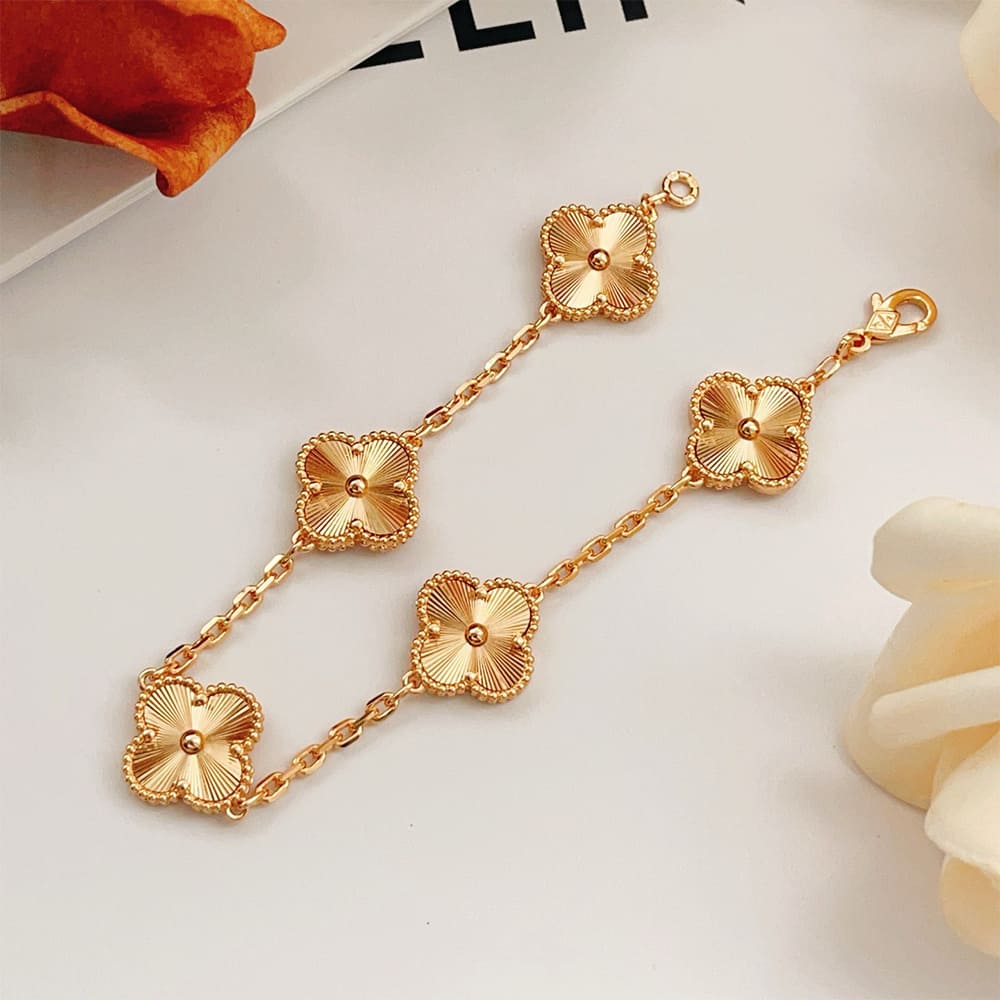 VCA Vintage Alhambra bracelet