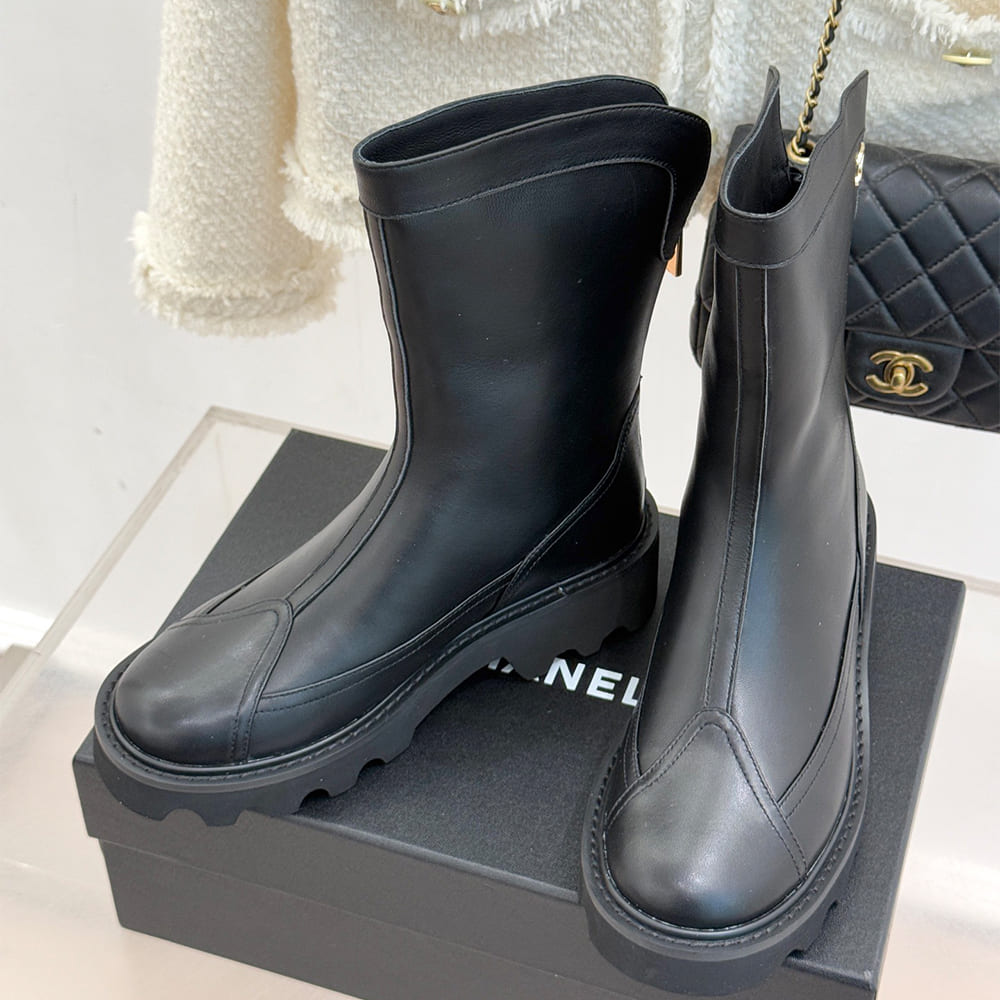 Ch**el Boots