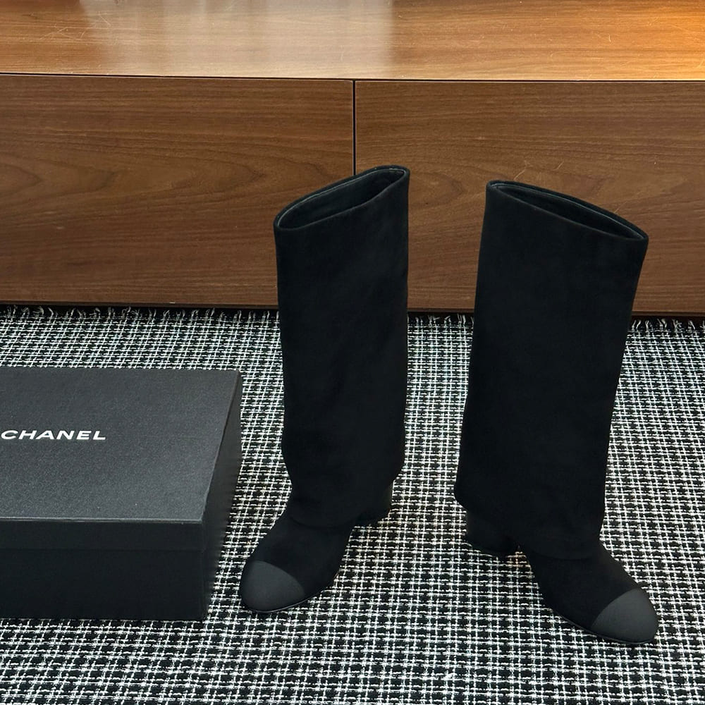 Ch**el Boots