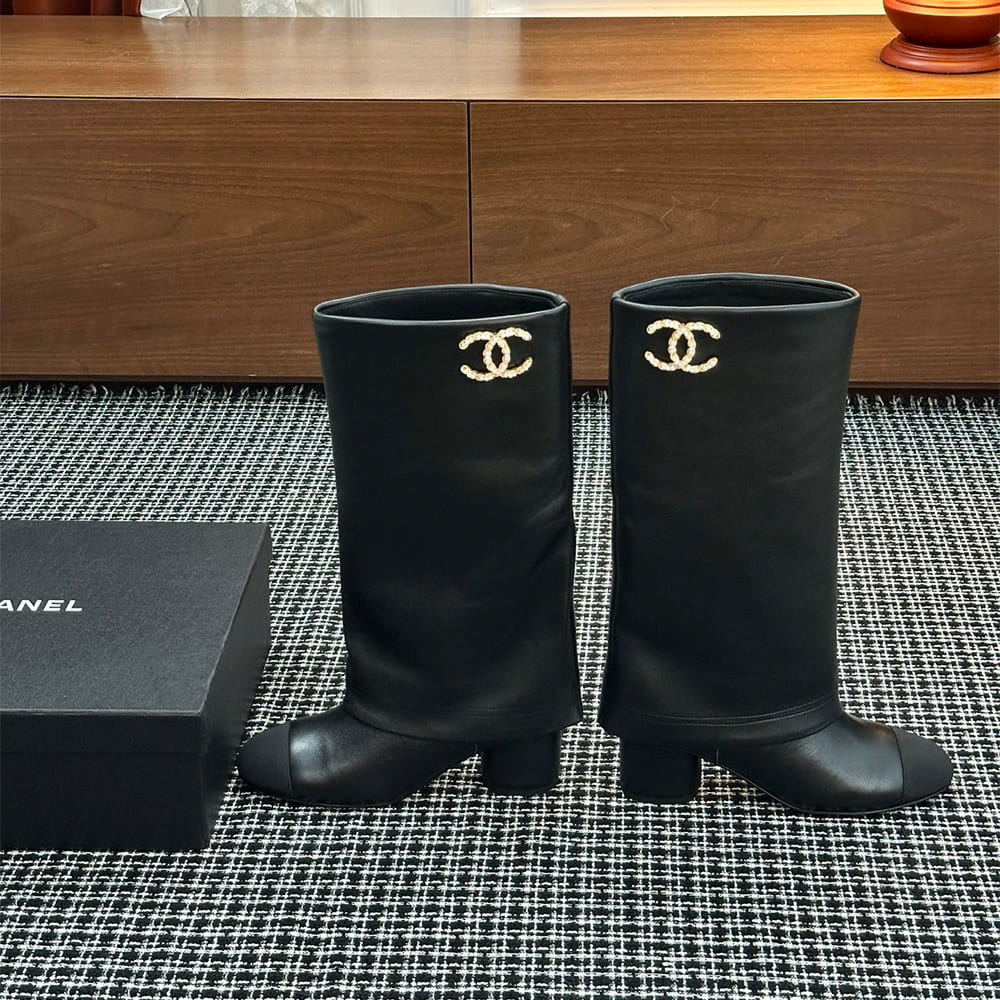 Ch**el Boots