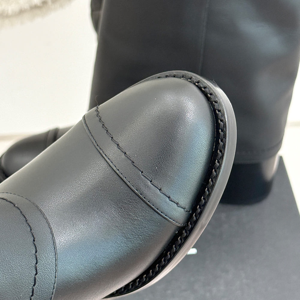 Ch**el Boots