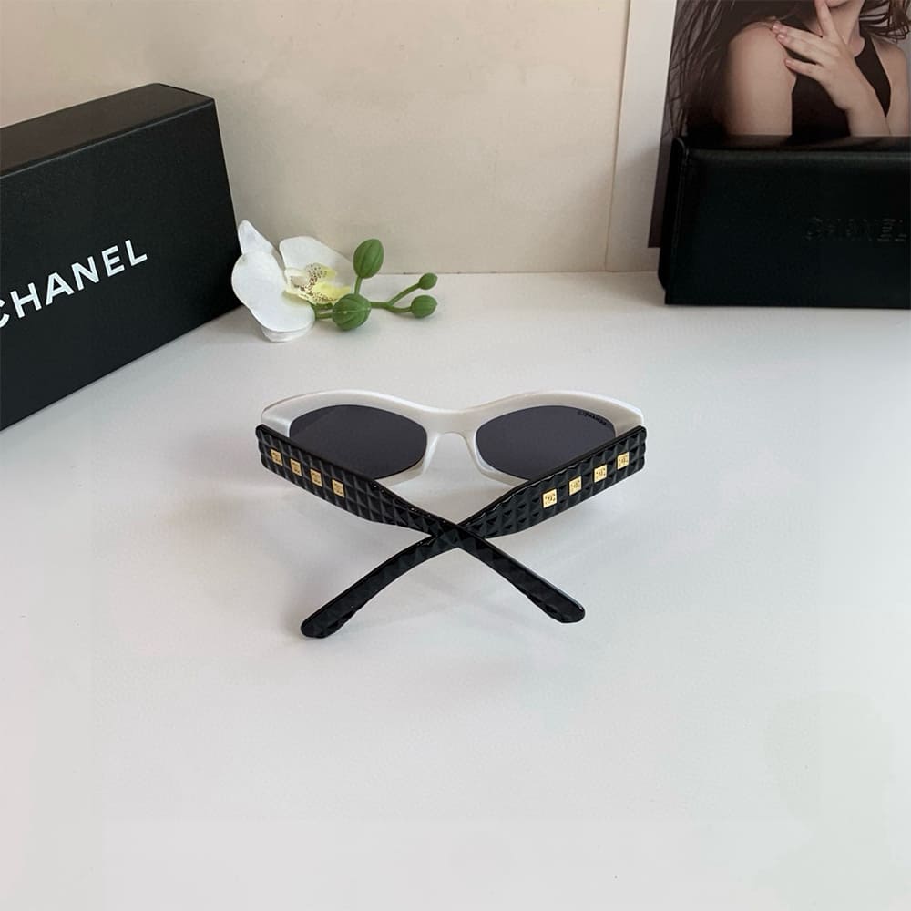 Ch**el SUNGLASSES