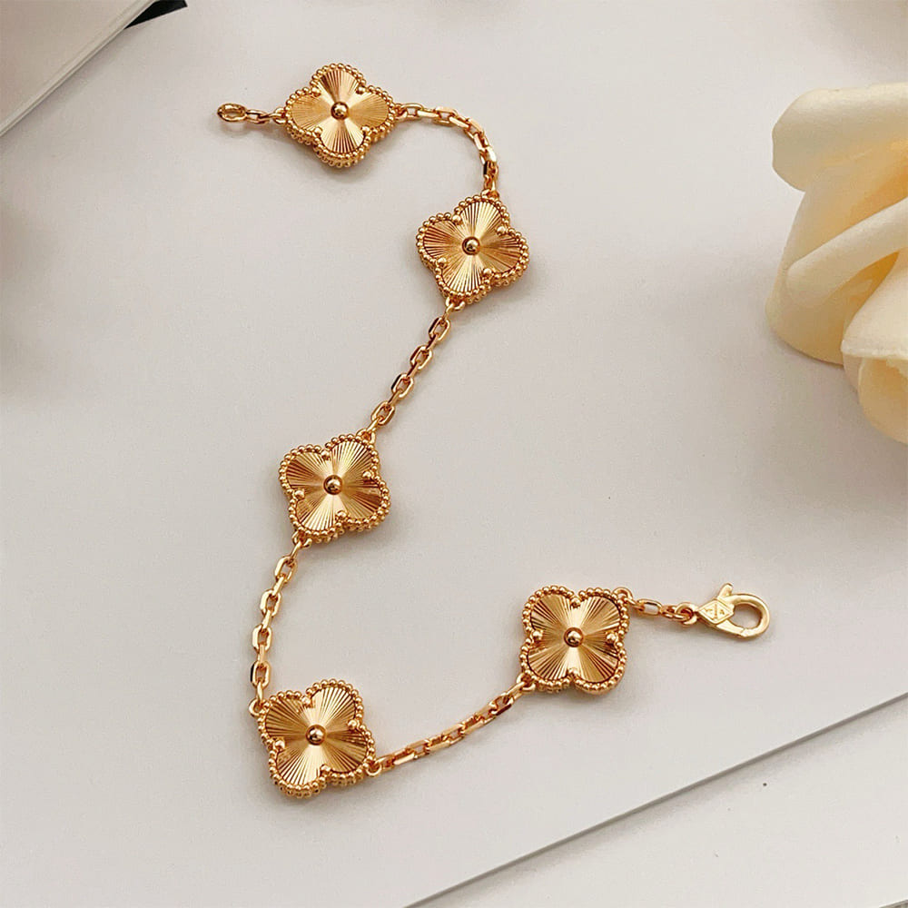 VCA Vintage Alhambra bracelet