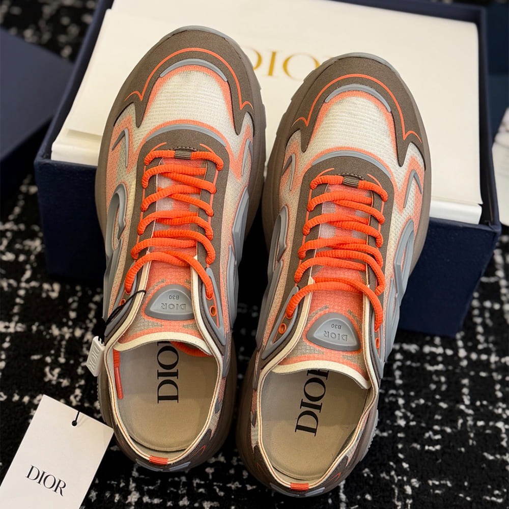 D10r B30 Countdown Tech Sneaker