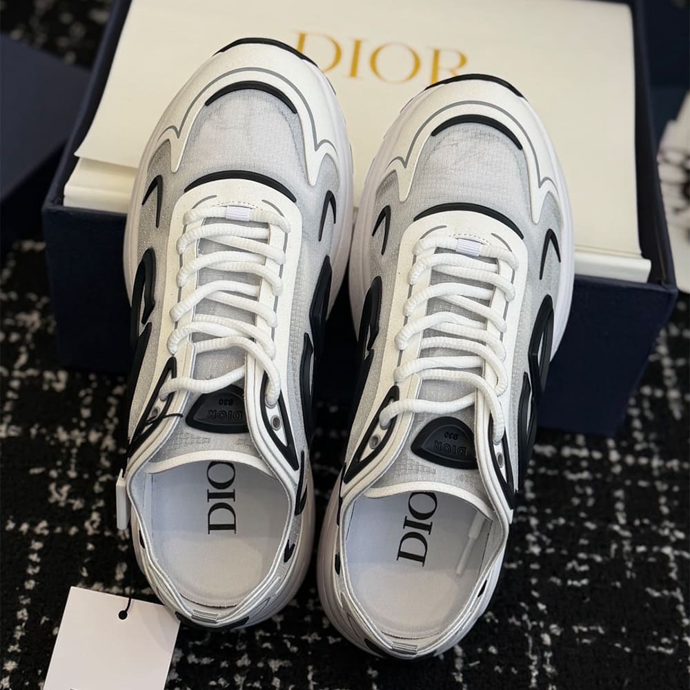 D10r B30 Countdown Tech Sneaker