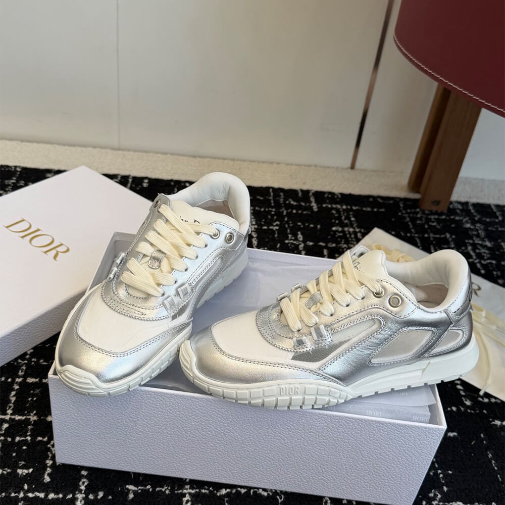 D10r Tech Sneaker