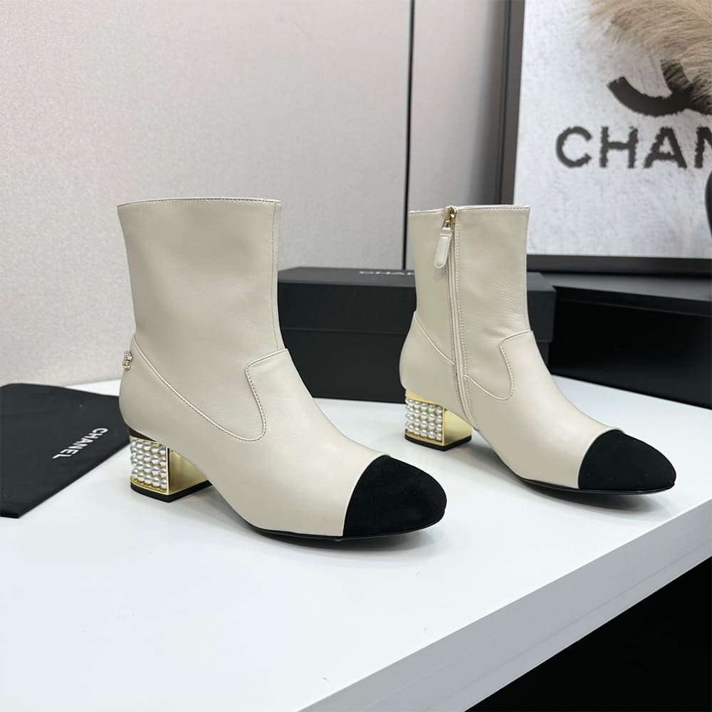 Ch**el Boots