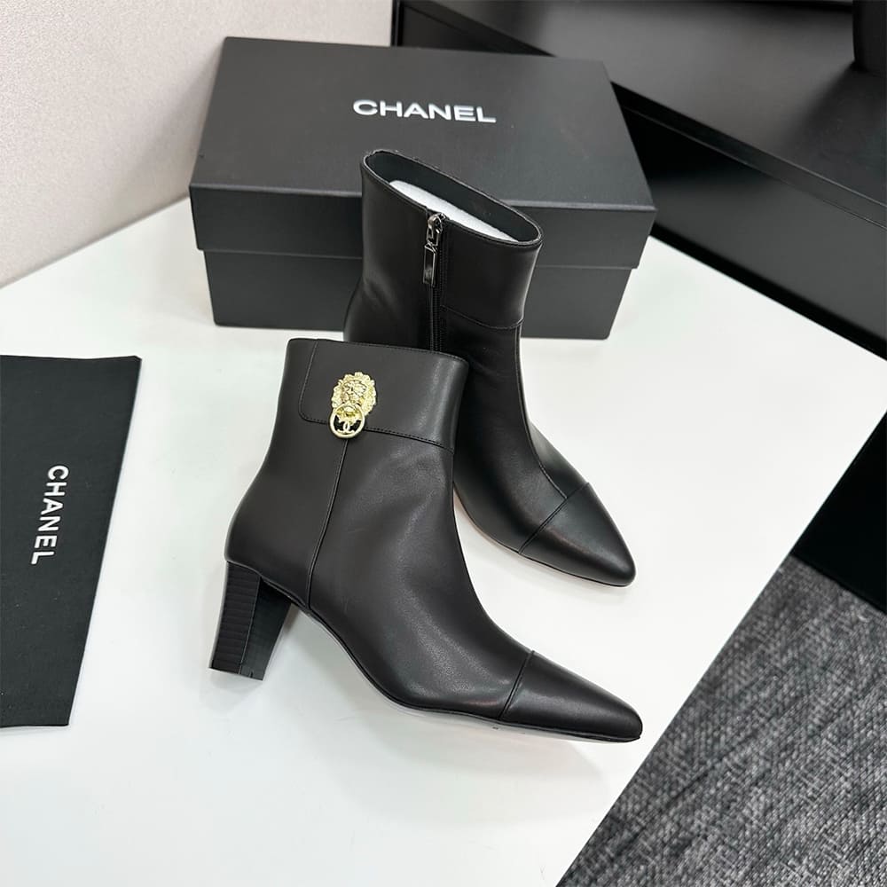 Ch**el Boots