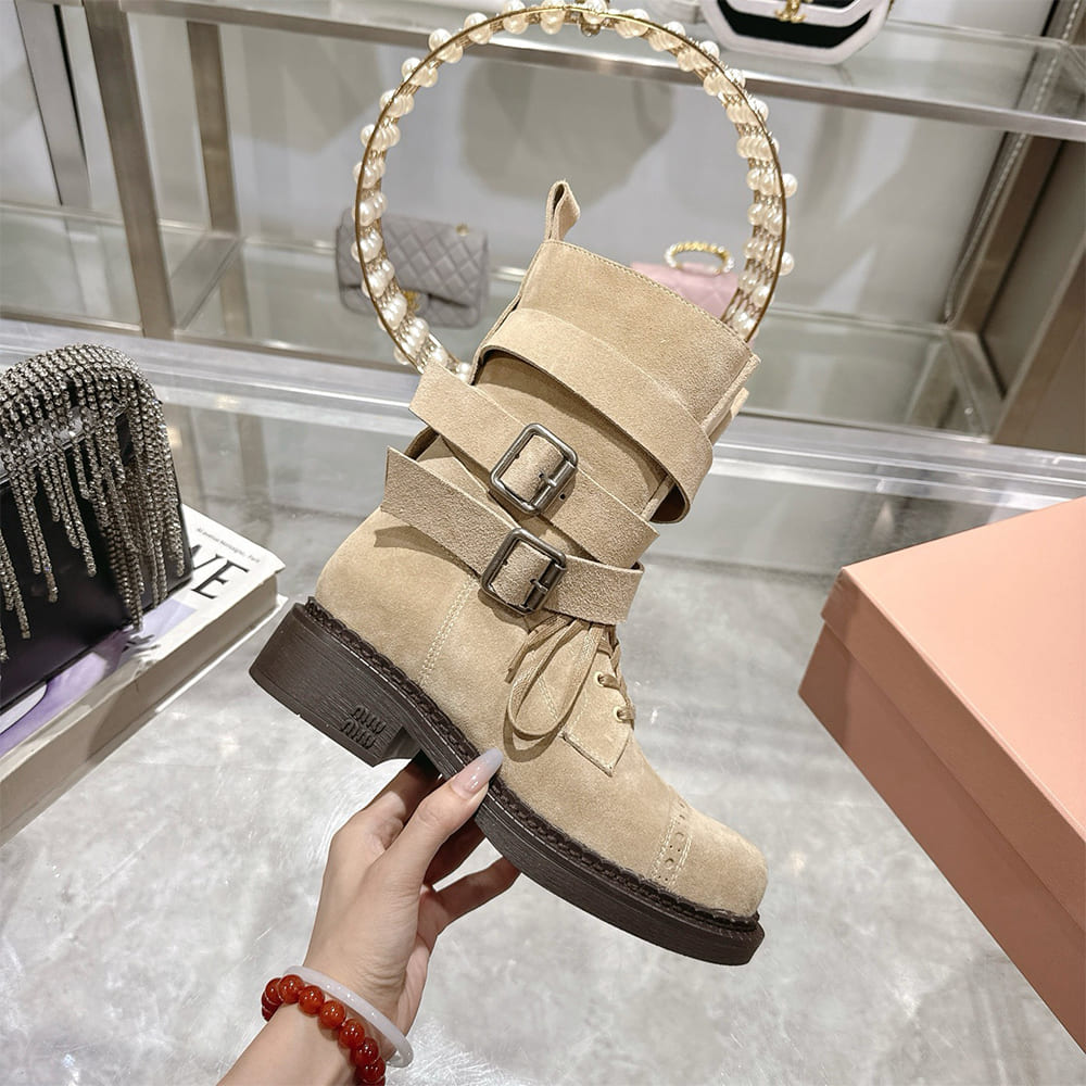 M1um1u Boots