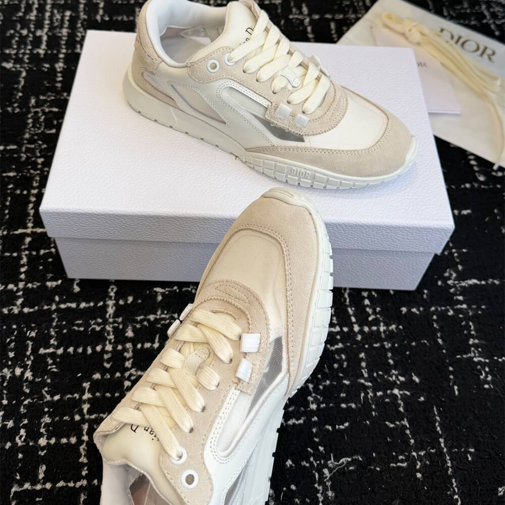 D10r Tech Sneaker
