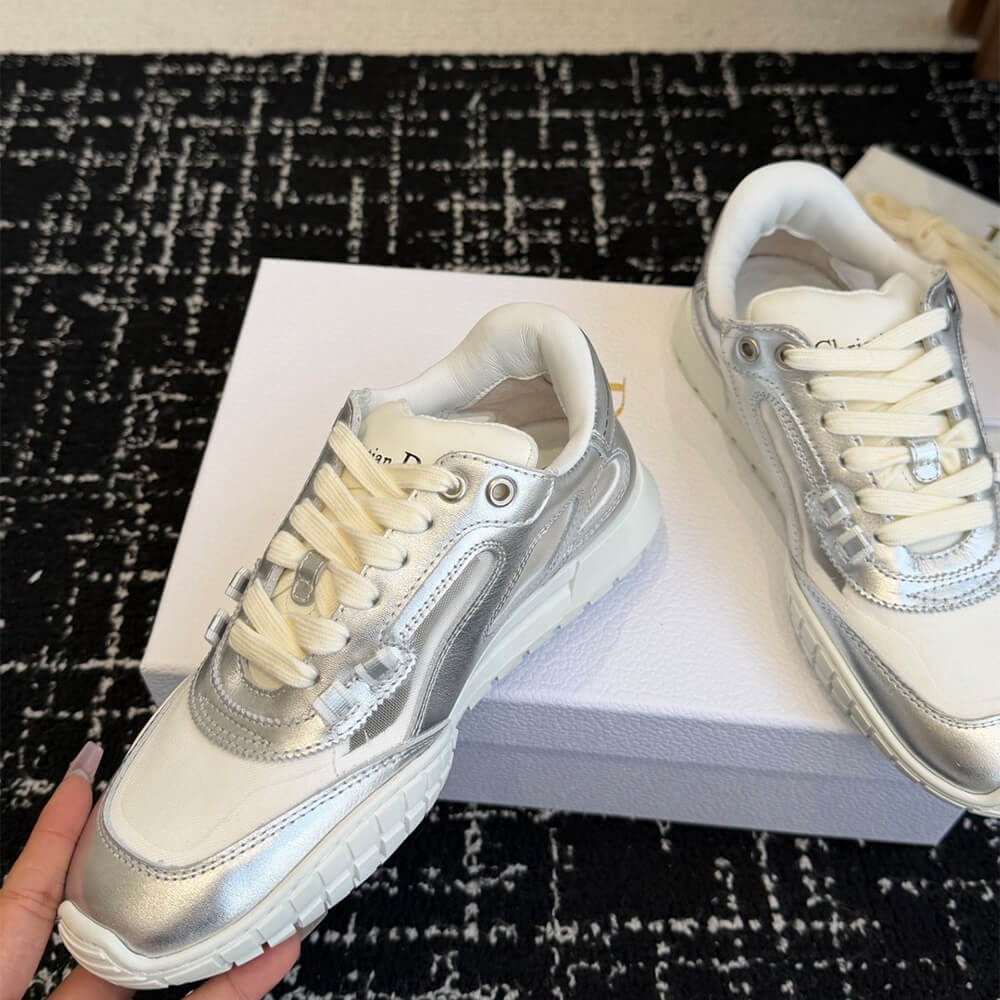 D10r Tech Sneaker